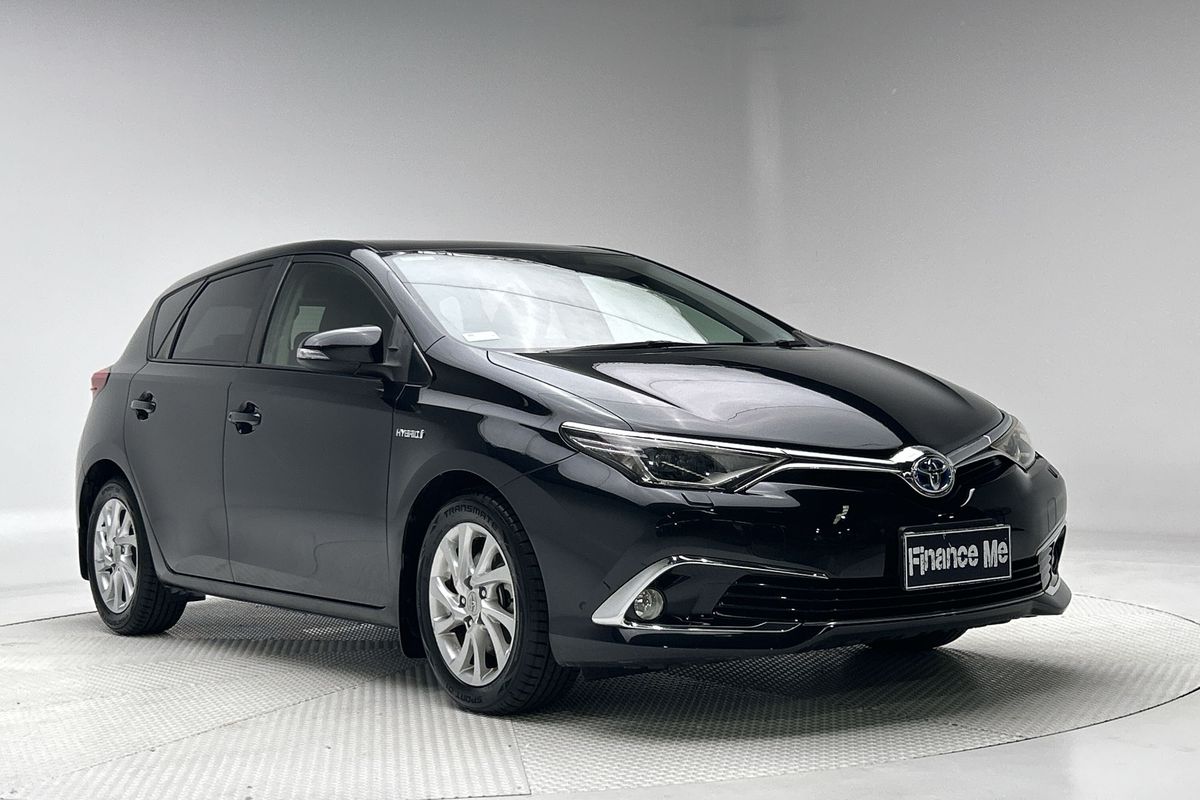 2017 Toyota Corolla Hybrid ZWE186R