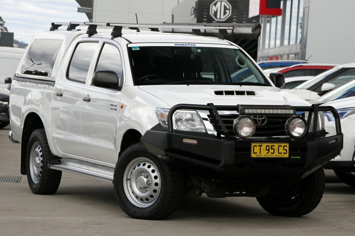 2014 Toyota Hilux SR KUN26R 4X4