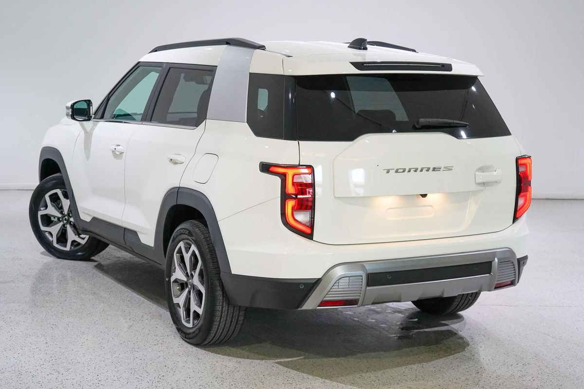 2024 KGM Torres Adventure J116