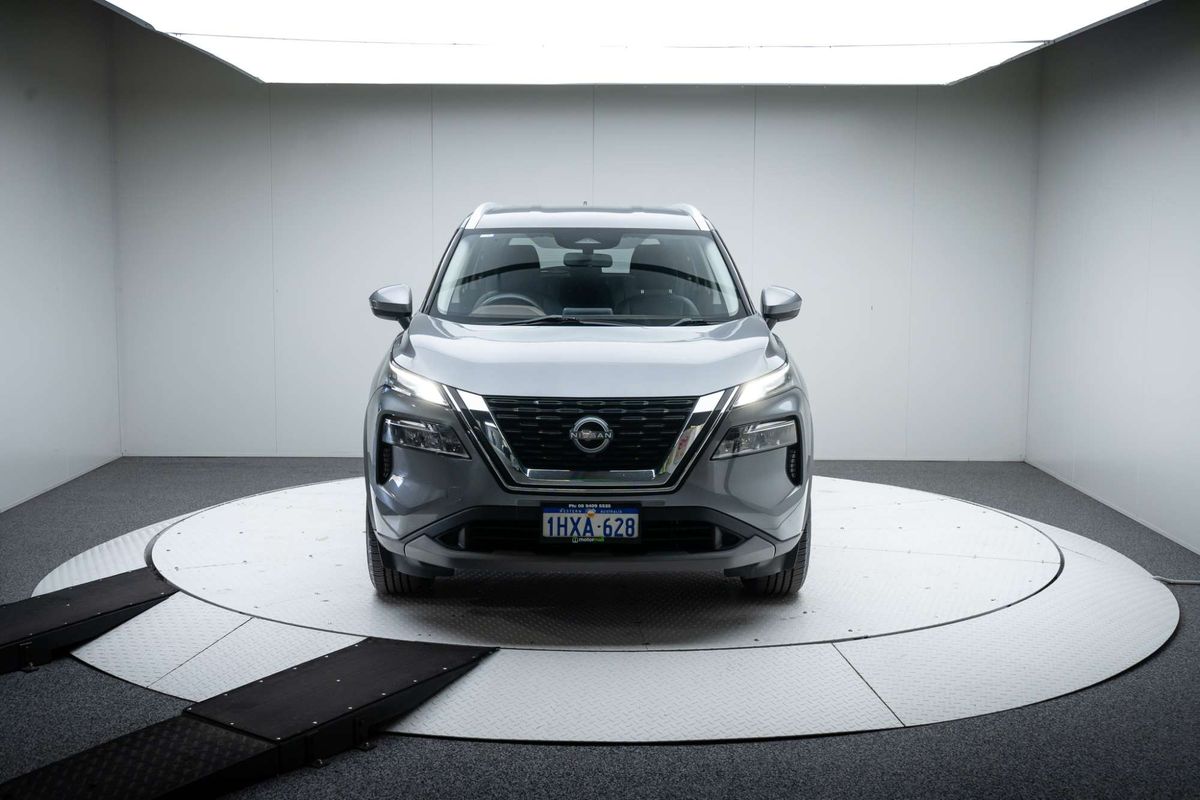 2023 Nissan X-TRAIL ST T33
