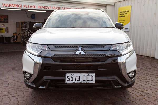 2020 Mitsubishi Outlander Black Edition ZL thumb-18