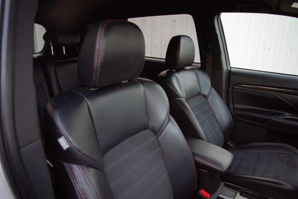 2020 Mitsubishi Outlander Black Edition ZL thumb-19