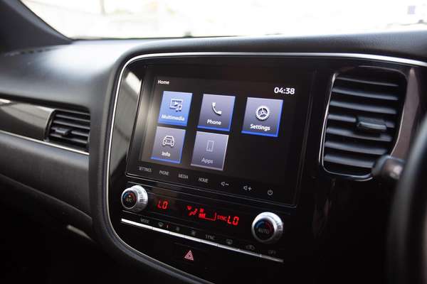 2020 Mitsubishi Outlander Black Edition ZL thumb-23