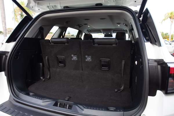 2026 Ford Everest Trend 2.0L thumb-15