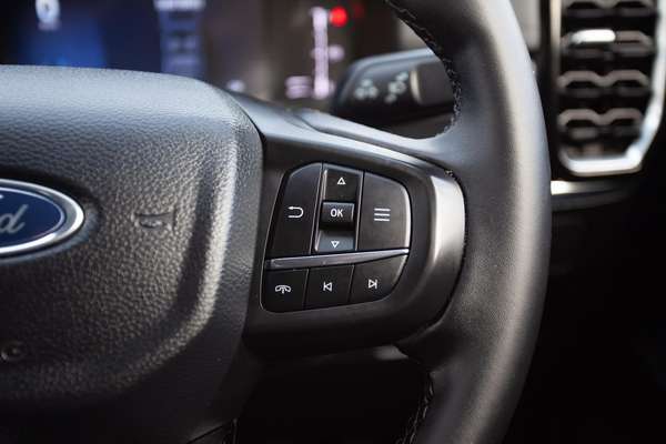 2026 Ford Everest Trend 2.0L thumb-25