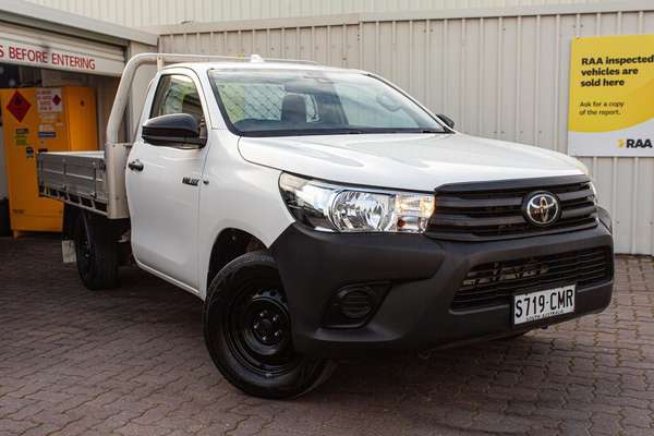 2021 Toyota Hilux Workmate TGN121R Rear Wheel Drive thumb-0