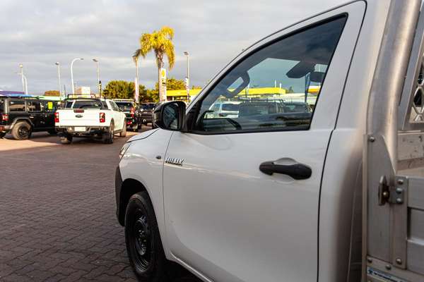 2021 Toyota Hilux Workmate TGN121R Rear Wheel Drive thumb-7