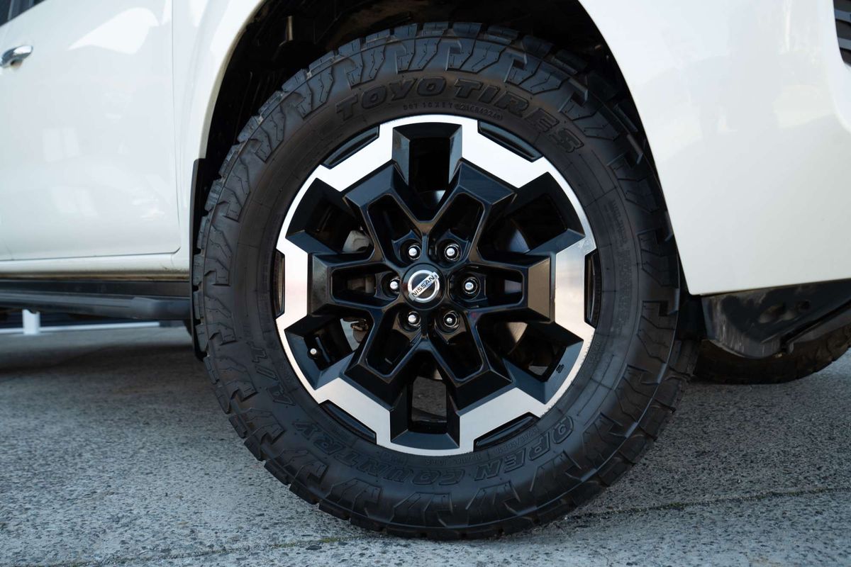 2023 Nissan Navara ST-X D23 4X4