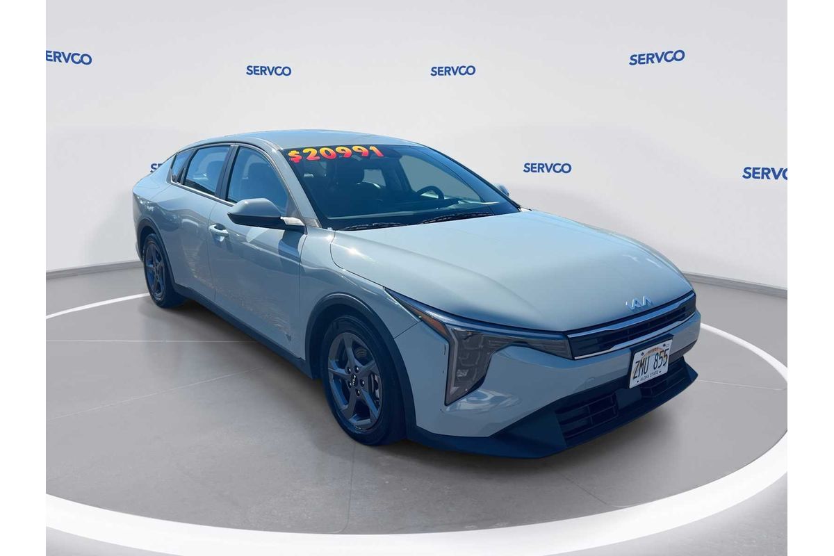2025 Kia K4 LXS