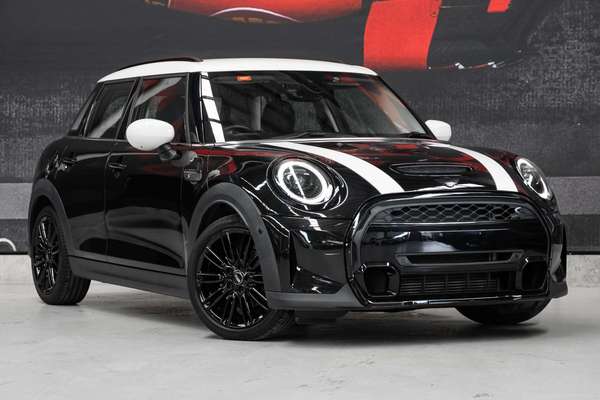 2021 MINI Hatch Cooper S Classic F55 LCI-2