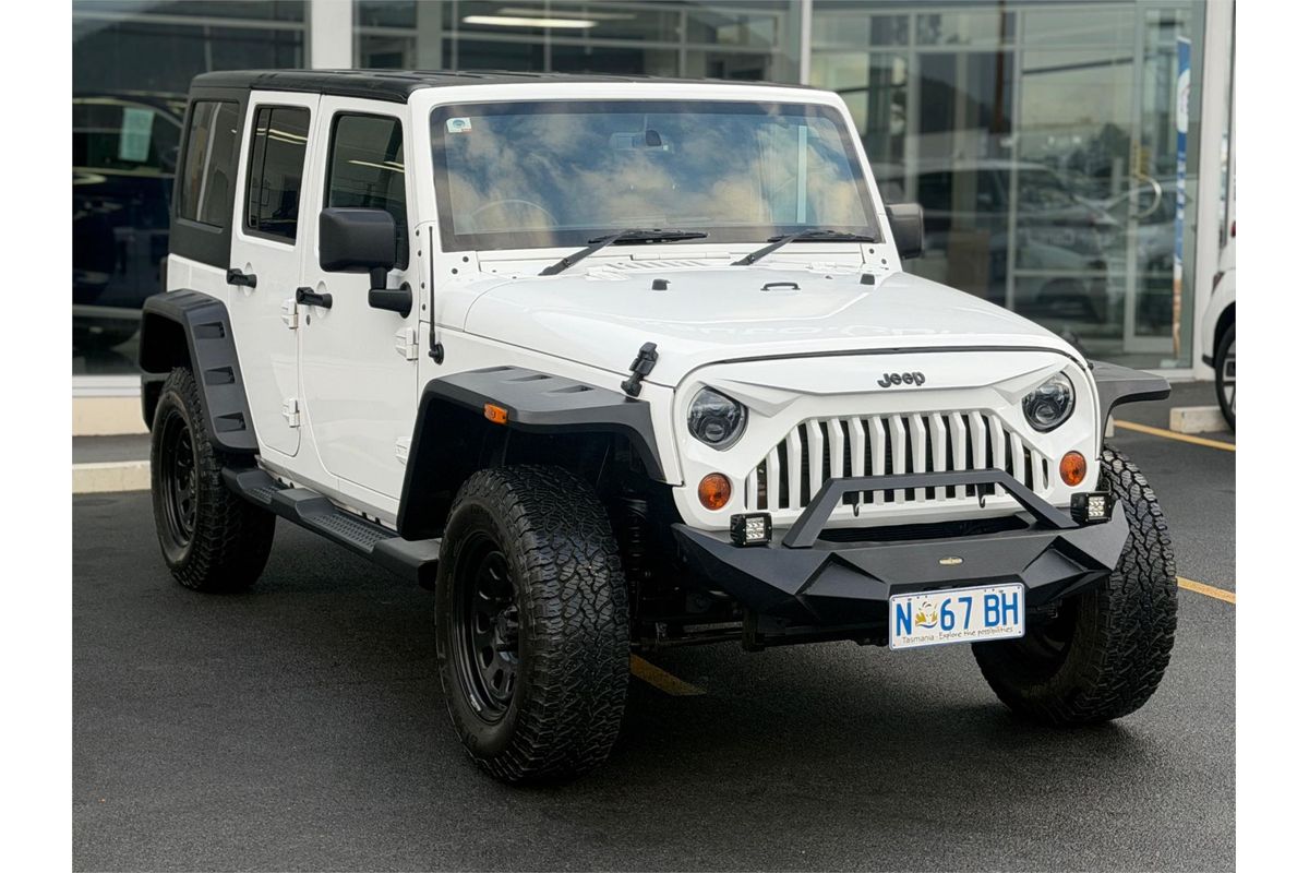2013 Jeep Wrangler Unlimited Sport JK