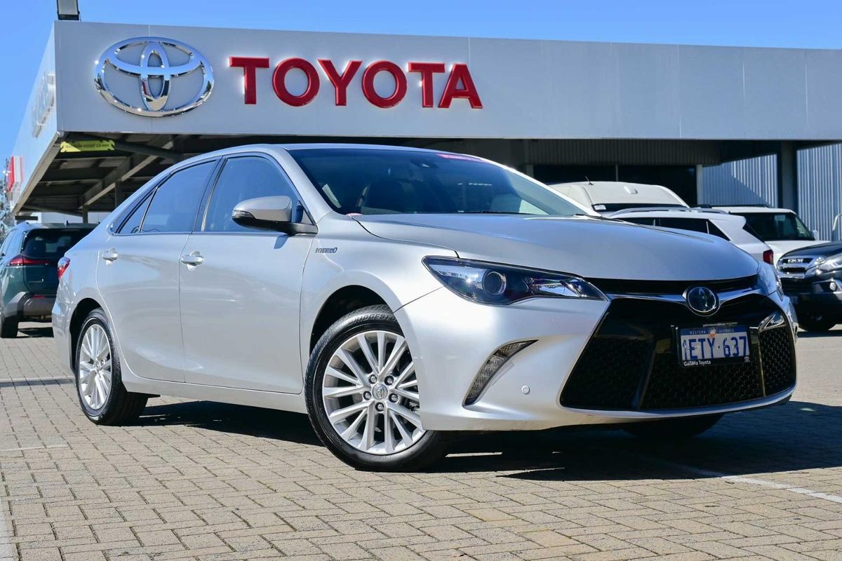 2015 Toyota Camry Atara SL AVV50R