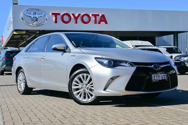 2015 Toyota Camry Atara SL AVV50R