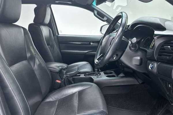 2019 Toyota Hilux Rugged X GUN126R 4X4 thumb-12