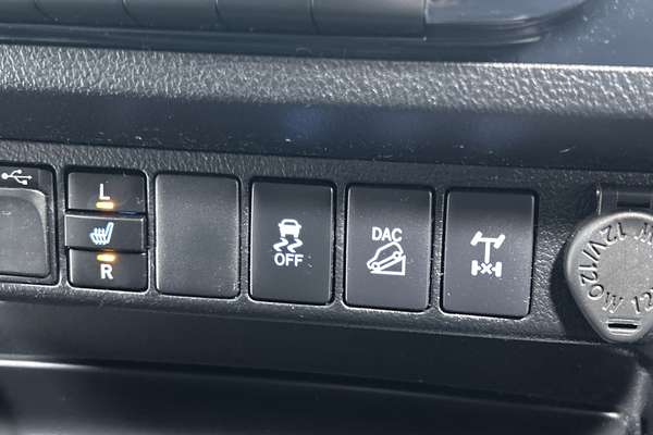 2019 Toyota Hilux Rugged X GUN126R 4X4 thumb-15