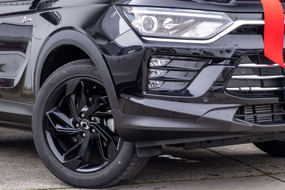 2024 KGM Korando Ultimate C300