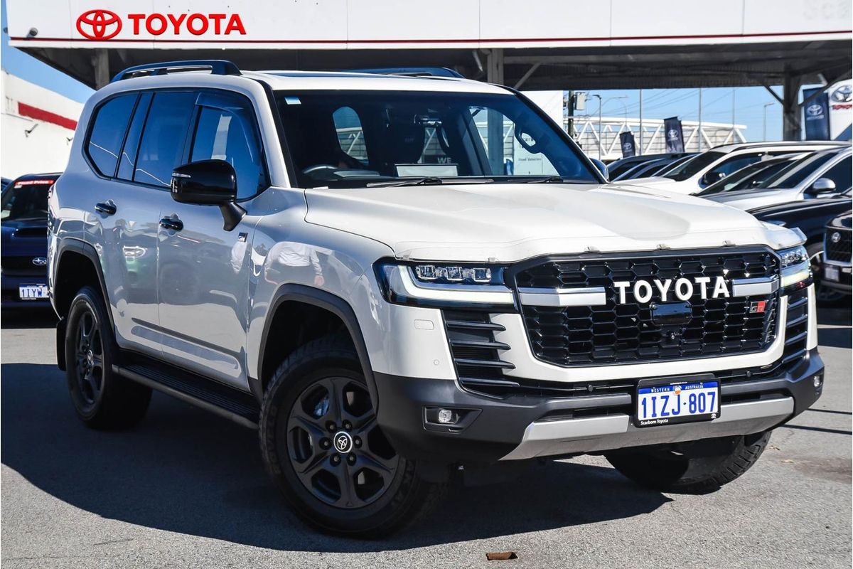 2023 Toyota Landcruiser GR Sport FJA300R