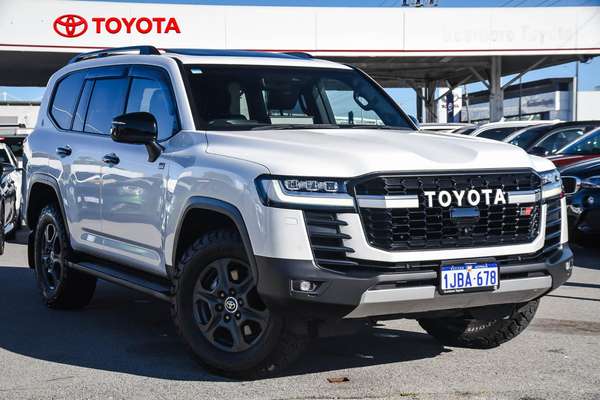 2023 Toyota Landcruiser GR Sport FJA300R