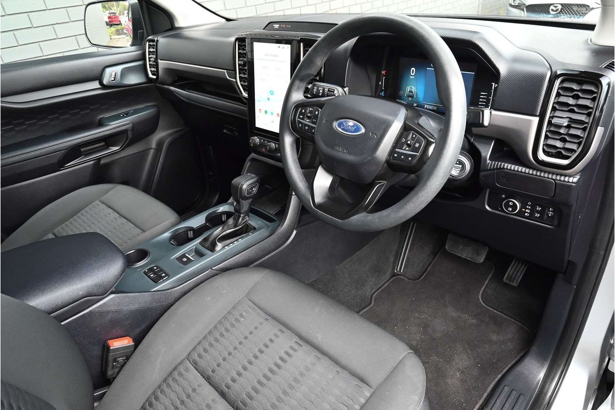 2023 Ford Everest Ambiente 2.0L