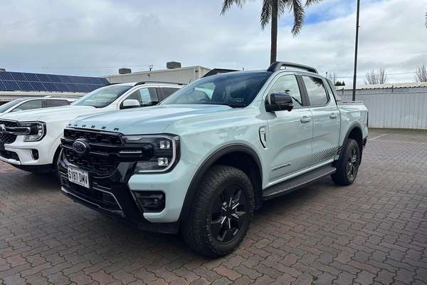 2025 Ford Ranger PHEV Stormtrak 4X4 2.3L
