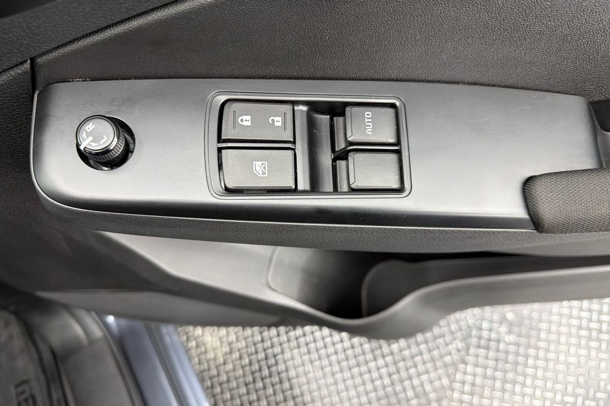 2022 Isuzu D-MAX SX High Ride Rear Wheel Drive