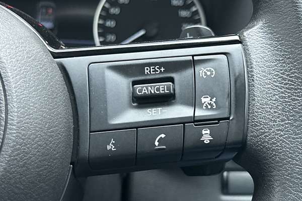 2024 Nissan X-TRAIL ST T33 thumb-15