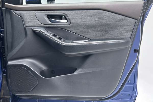 2024 Nissan X-TRAIL ST T33 thumb-18