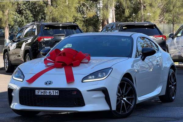 2024 Toyota GR86 GT ZN8