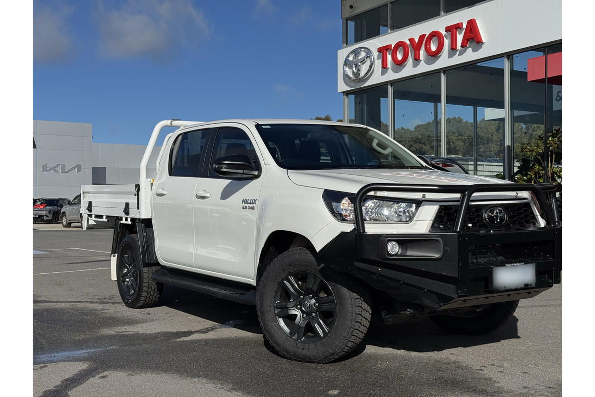 2025 Toyota Hilux SR 48V GUN126R 4X4