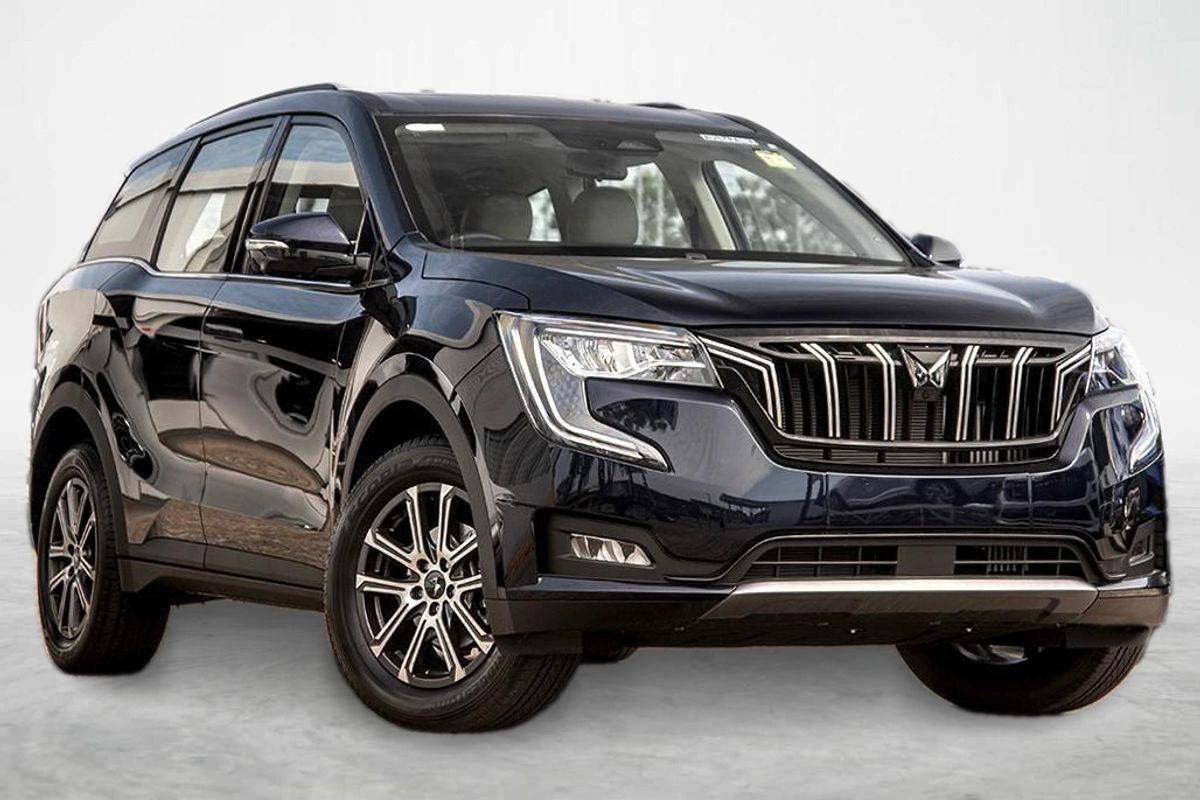 2025 Mahindra XUV700 AX7L