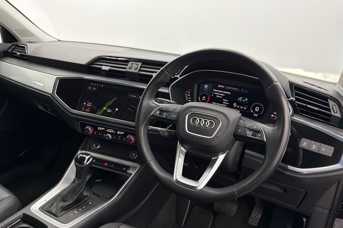 2023 Audi Q3 35 TFSI F3