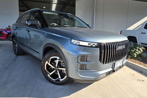 2025 OMODA JAECOO J7 Core