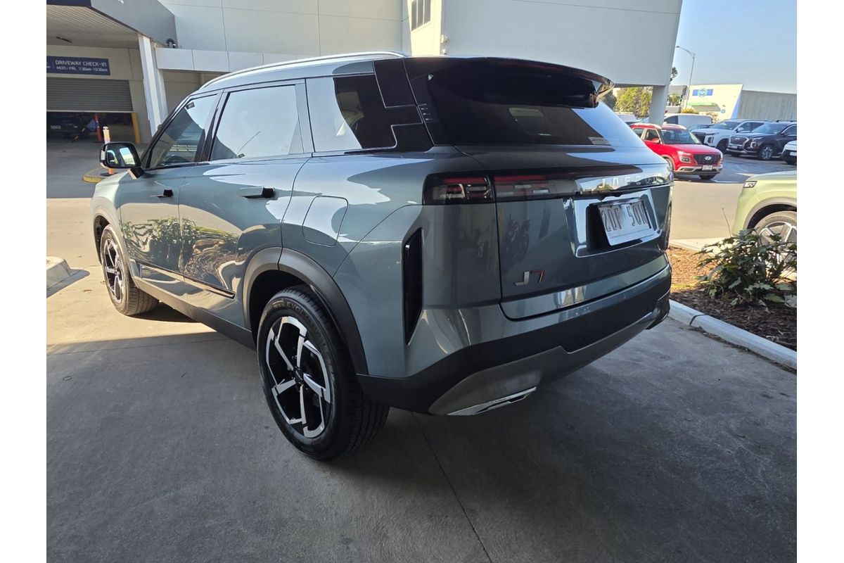 2025 OMODA JAECOO J7 Core image 5