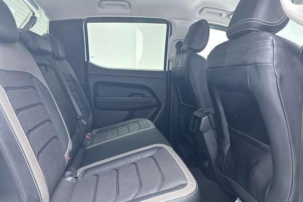 2024 Volkswagen Amarok TDI600 Style NF 4X4 thumb-11