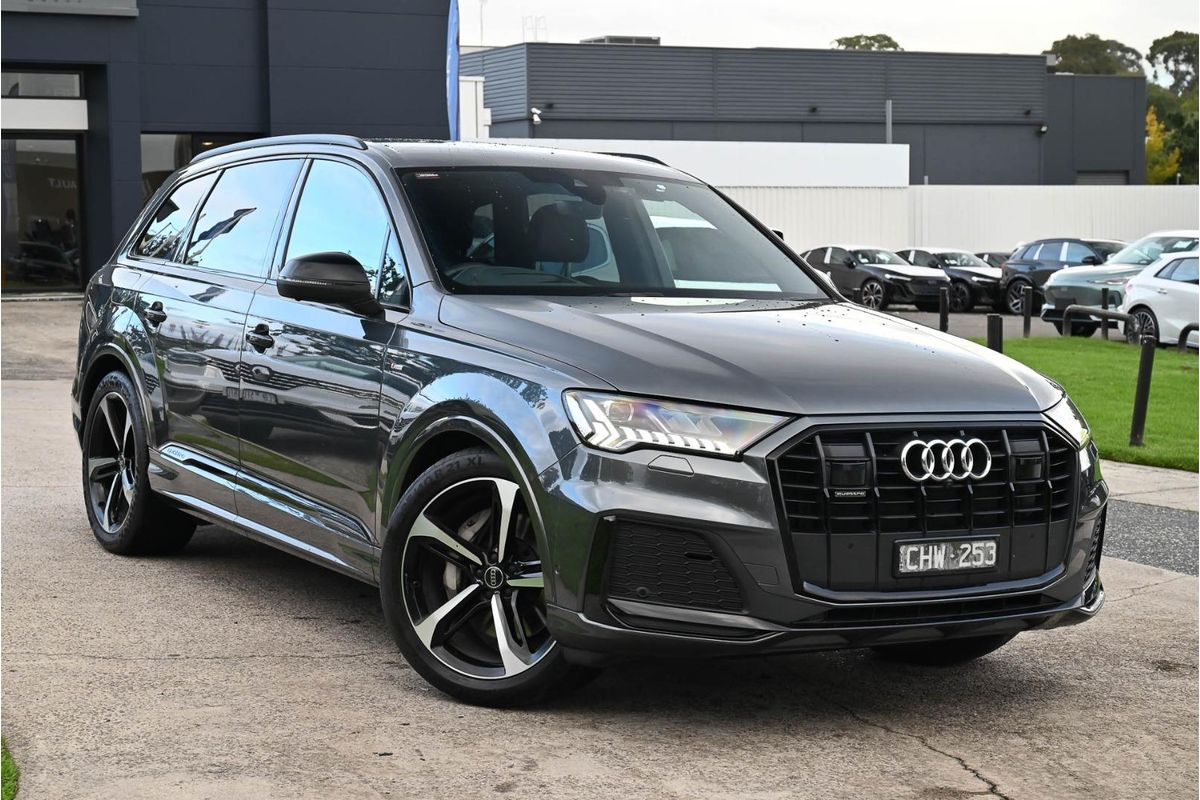 2023 Audi Q7 50 TDI S line 4M