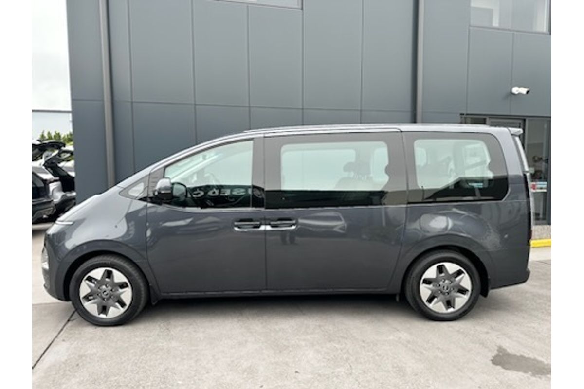 2021 Hyundai STARIA US4.V1