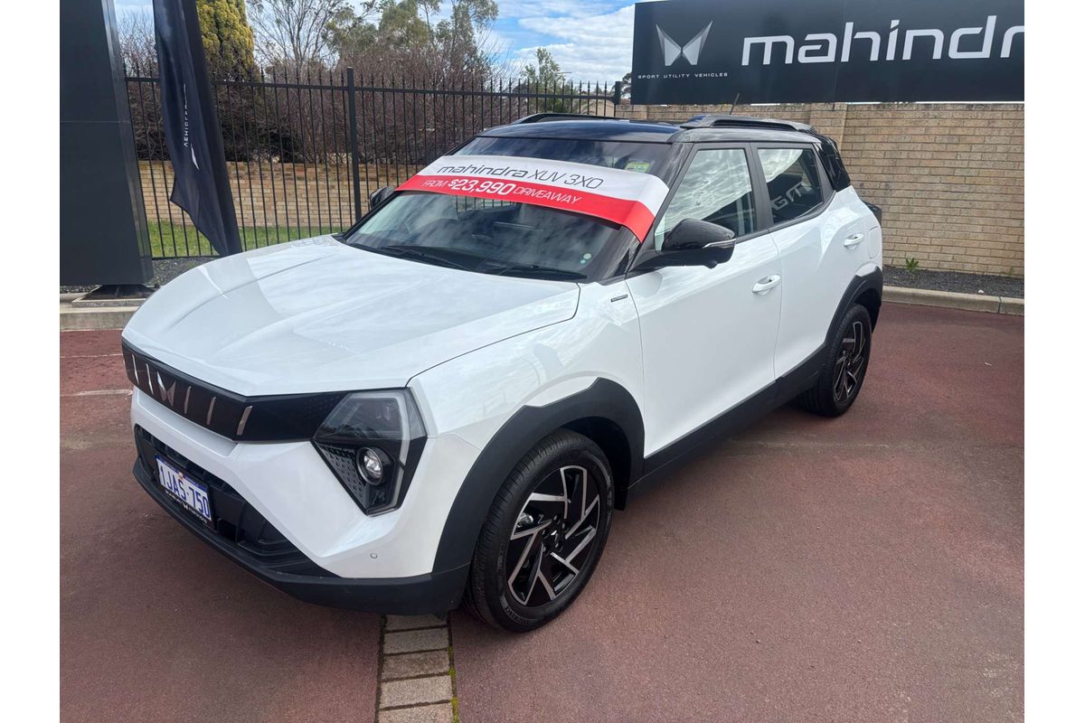 2026 Mahindra XUV3XO AX7L