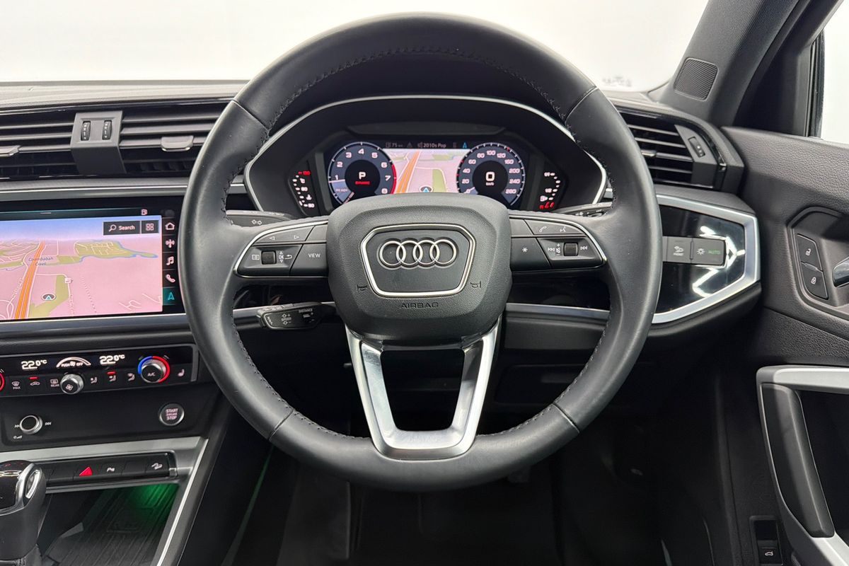 2020 Audi Q3 35 TFSI S line F3