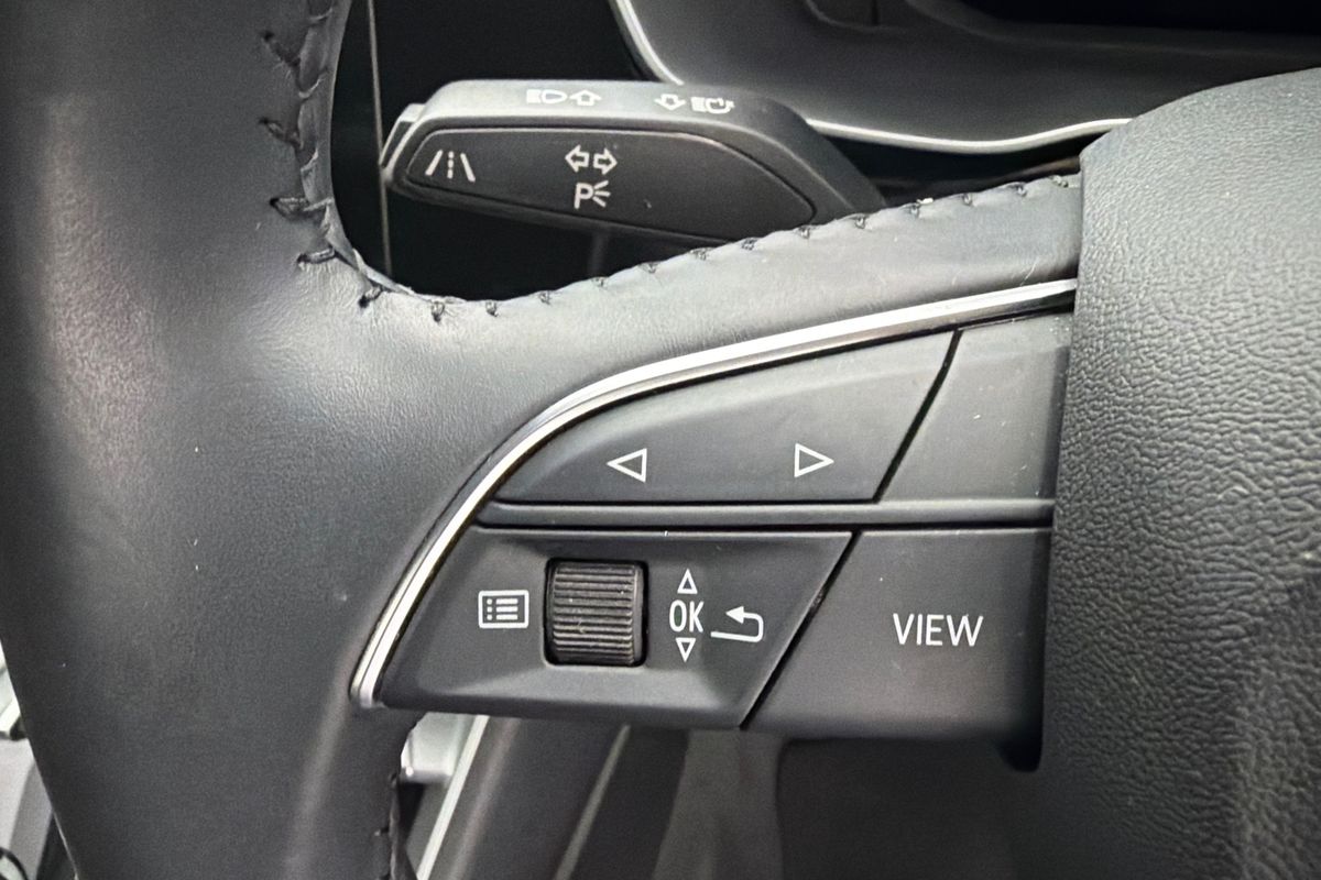 2020 Audi Q3 35 TFSI S line F3