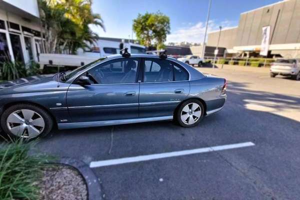 2006 Holden Calais VZ