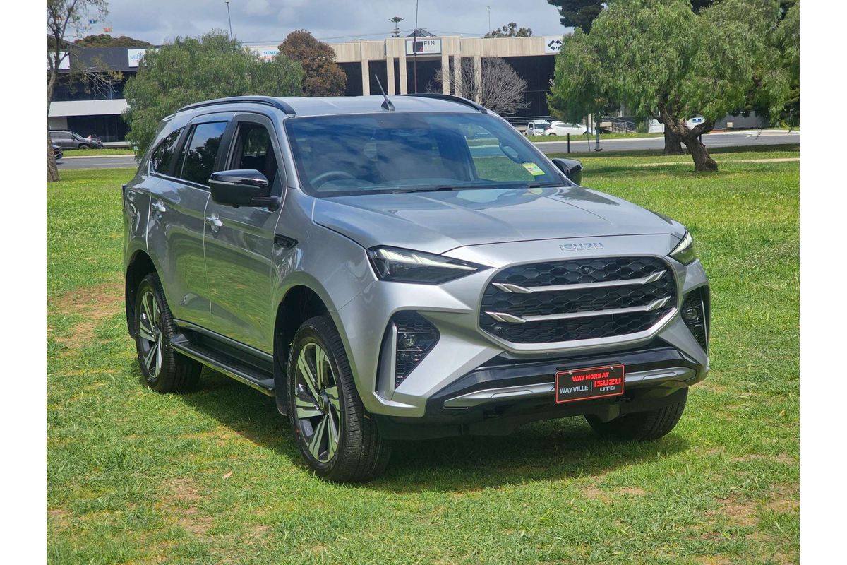 2026 Isuzu MU-X LS-T