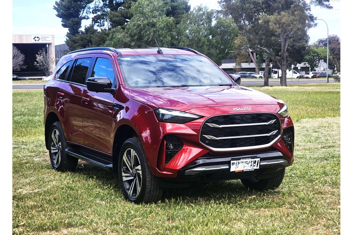 2026 Isuzu MU-X LS-T