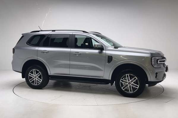 2026 Ford Everest Trend 2.0L thumb-3