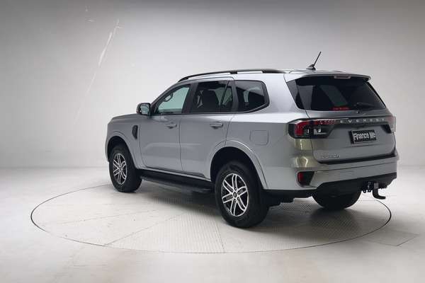 2026 Ford Everest Trend 2.0L thumb-8