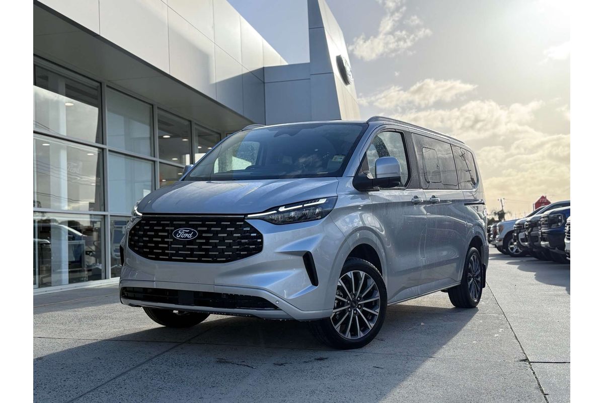 2025 Ford Tourneo Titanium X AV SWB