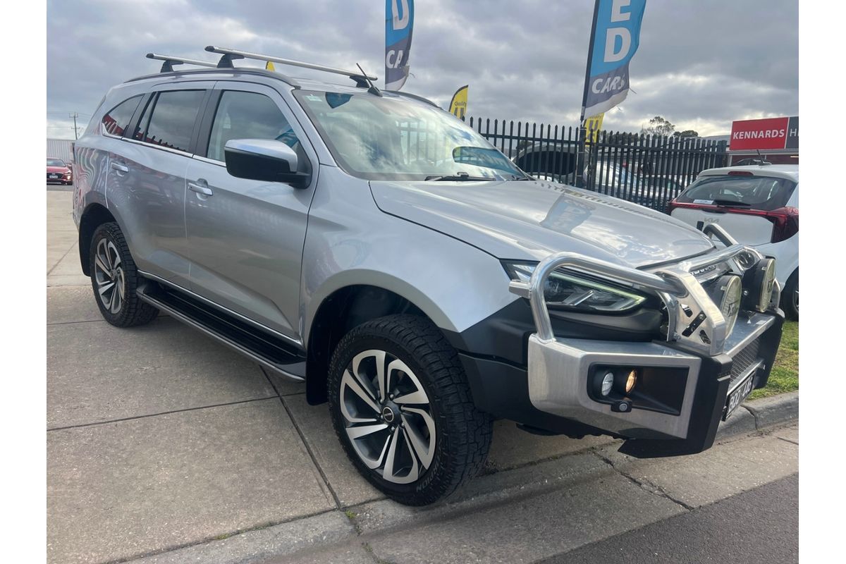 2021 Isuzu MU-X LS-T