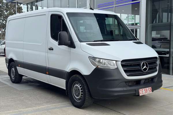2019 Mercedes-Benz Sprinter 311CDI VS30 MWB Low Roof