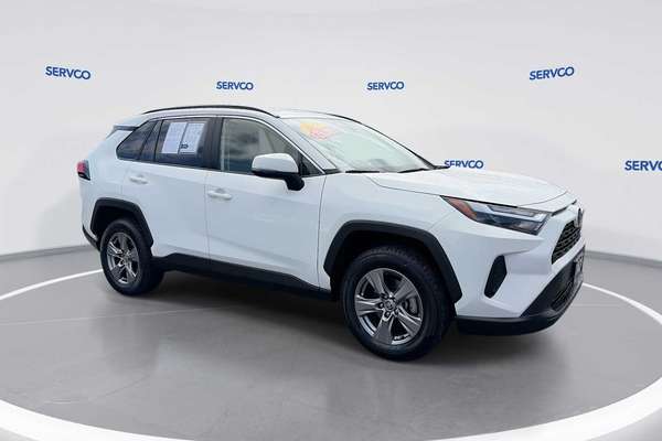 2023 Toyota RAV4 XLE
