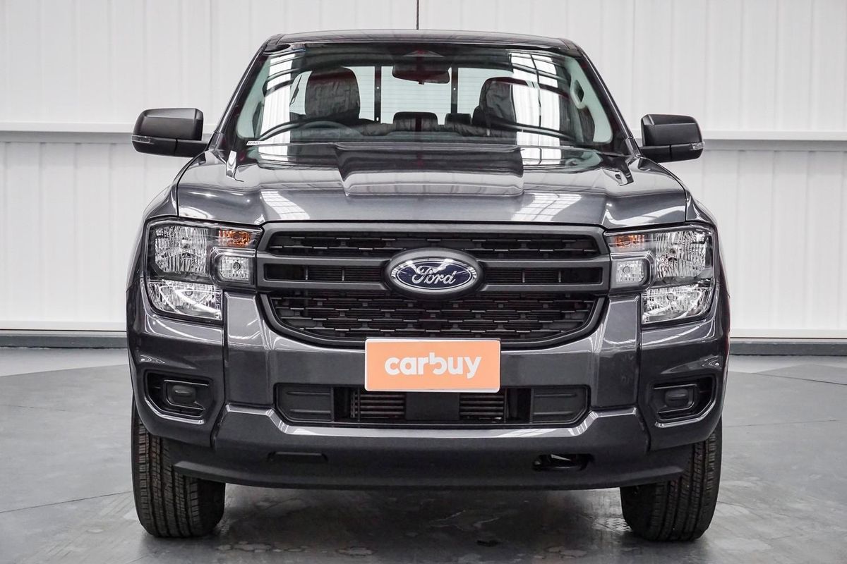 2025 Ford Ranger XL 4X4 2.0L