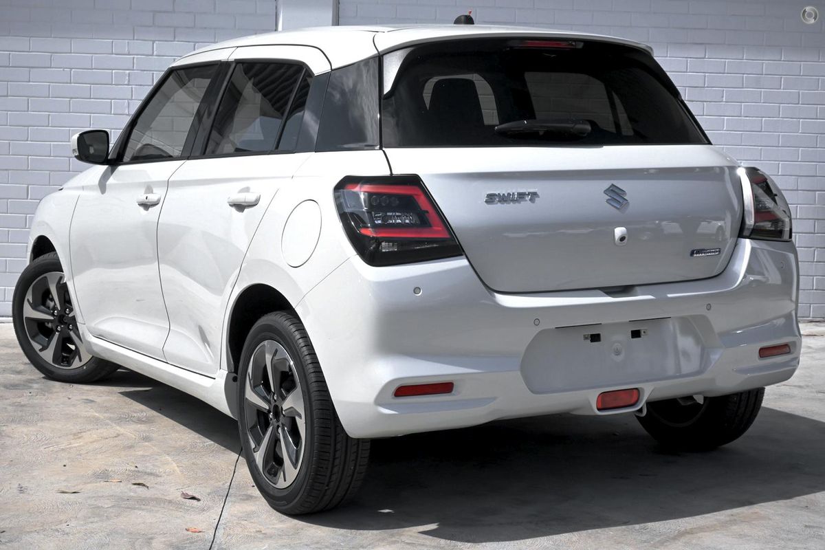 2026 Suzuki Swift Hybrid GLX UZ